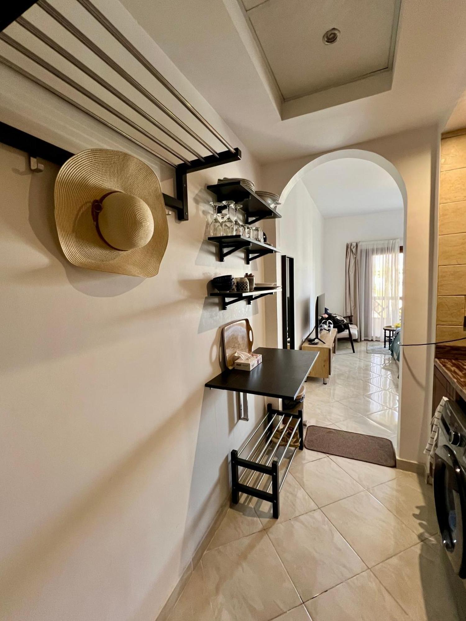 Luxury Beachfront Studio- Foreign Nationals Only Hurghada Exteriér fotografie