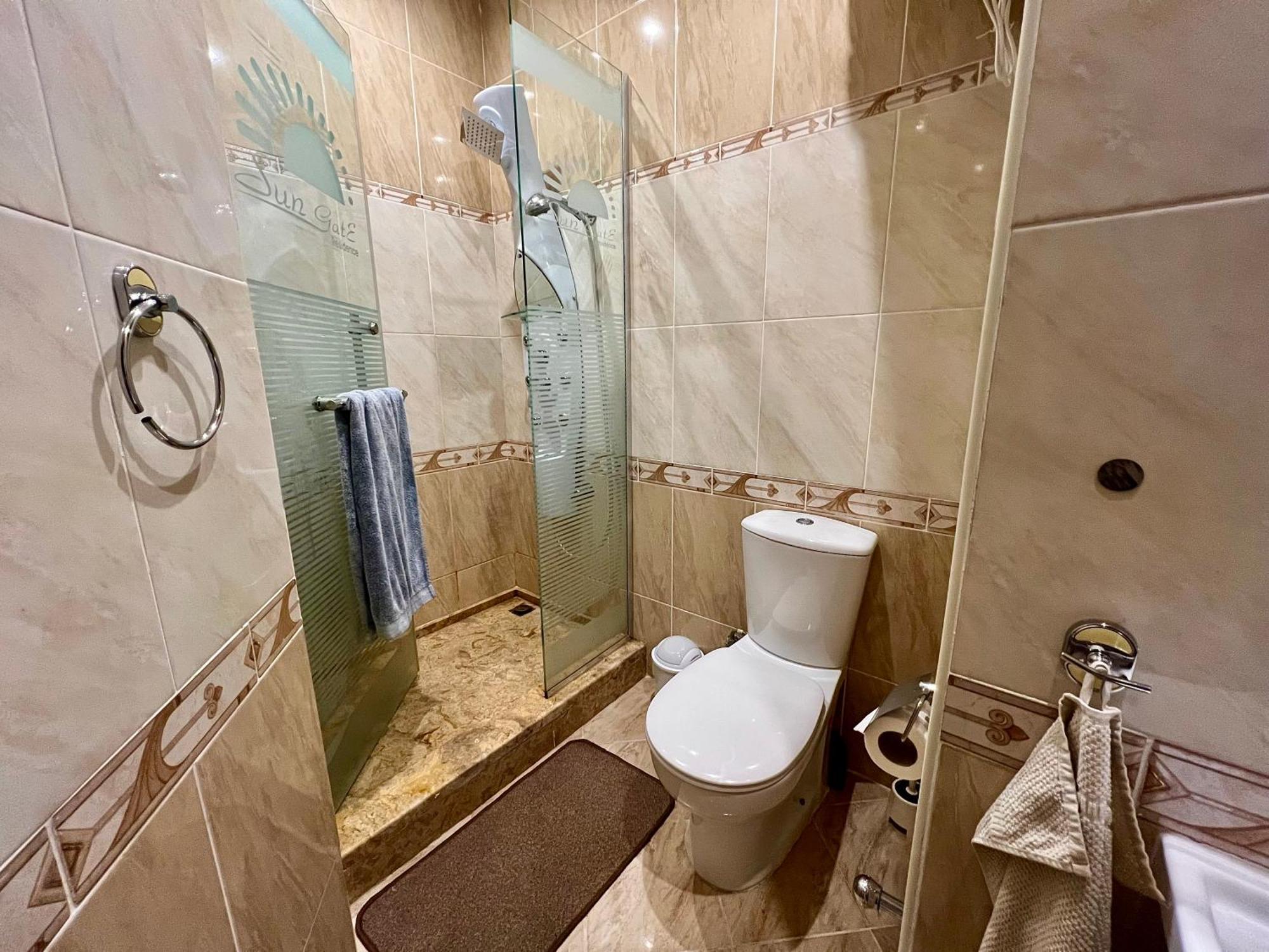 Luxury Beachfront Studio- Foreign Nationals Only Hurghada Exteriér fotografie